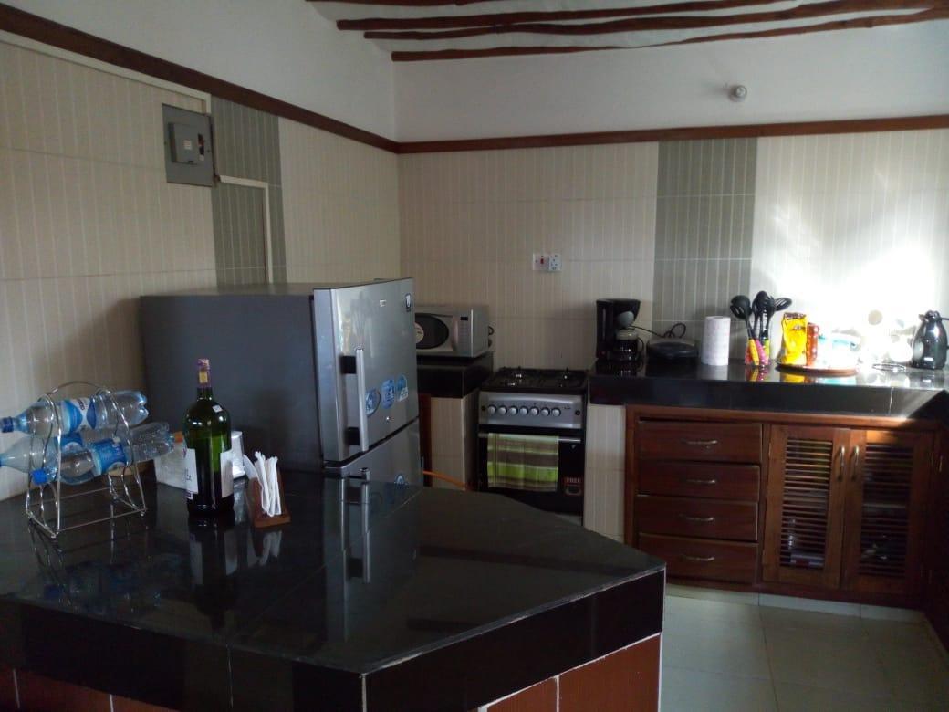 Sea Breeze Villas Kenya Diani Beach Esterno foto